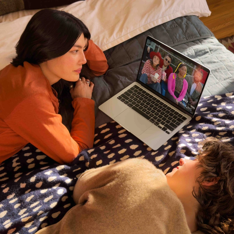 Apple MacBook Air 13" 2026 512Гб Небесно-голубой (MDHH4) (M5, 10C CPU/8C GPU, 16Гб, 512Гб SSD). Фото 7