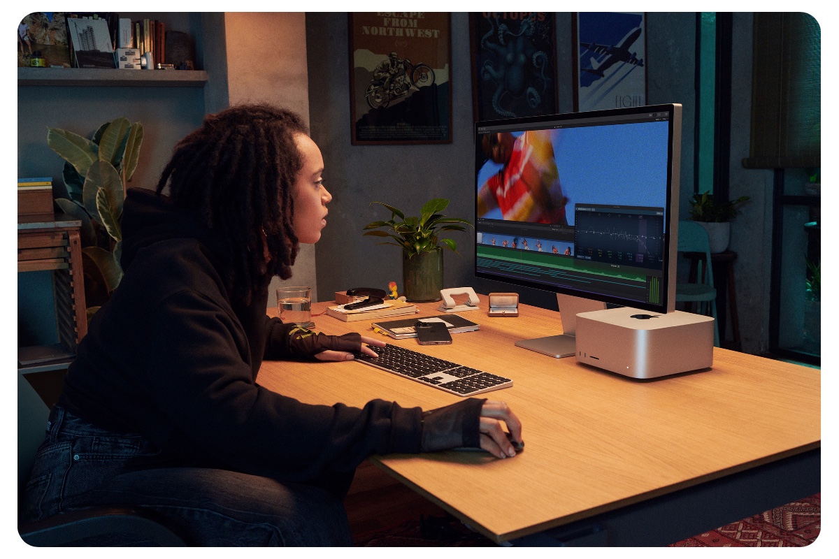 Apple-Magic-Mouse-Multi-Touch-Surface-black-03