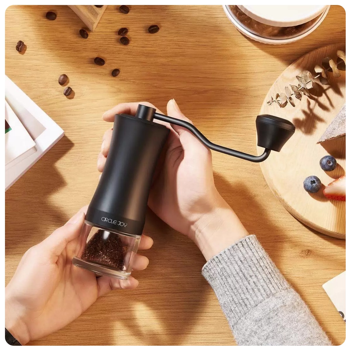 Circle-Joy-Hand-Coffee-Grinder-CJ-CF17-B-03